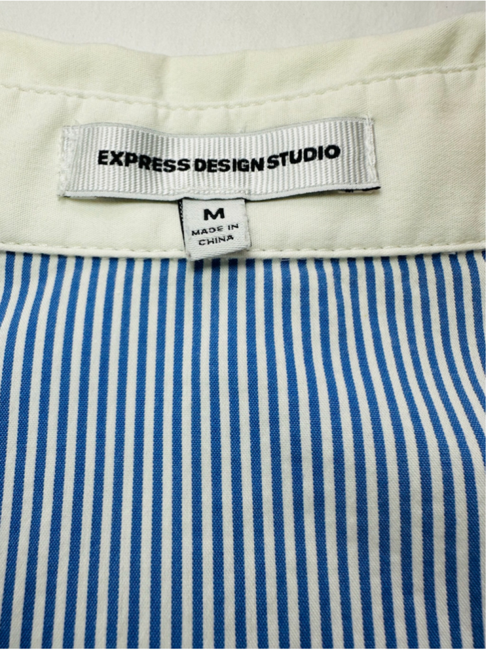 Express Design Studio Blue White Pinstripe Contrast Cuff Button Career Blouse - Picture 7 of 13